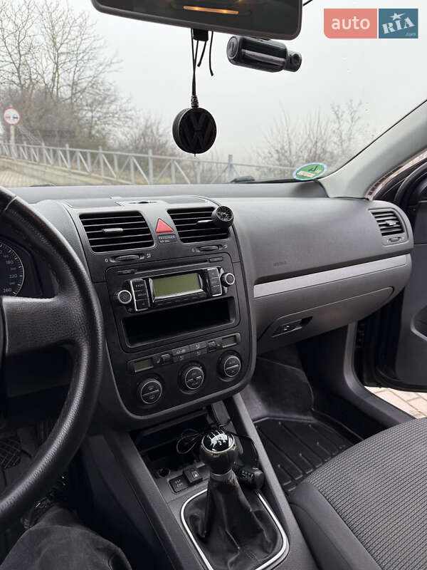 Універсал Volkswagen Golf 2008 в Тернополі