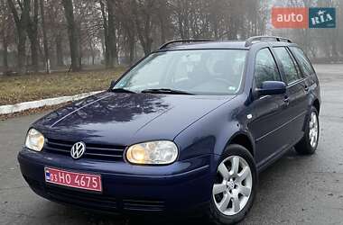 Универсал Volkswagen Golf 2002 в Полтаве