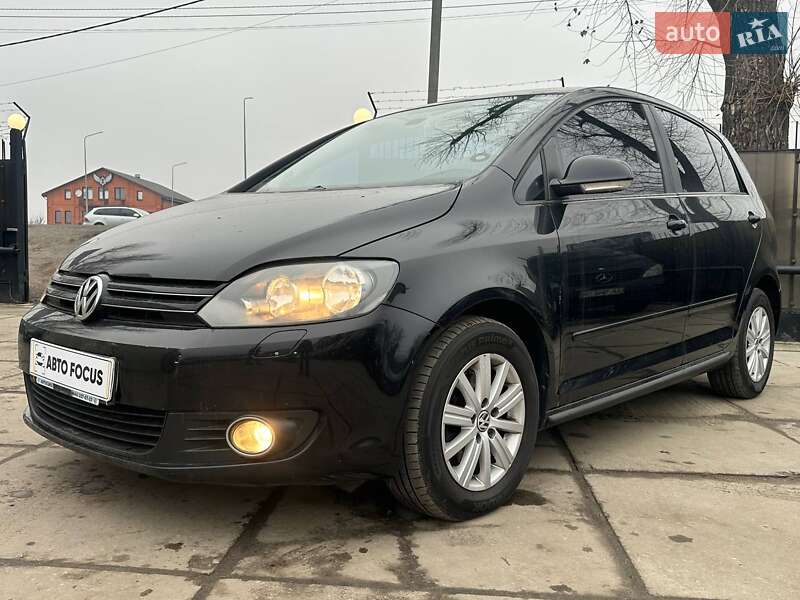 Хэтчбек Volkswagen Golf 2013 в Киеве фото 3 Хэтчбек Volkswagen Golf 2013 в Киеве