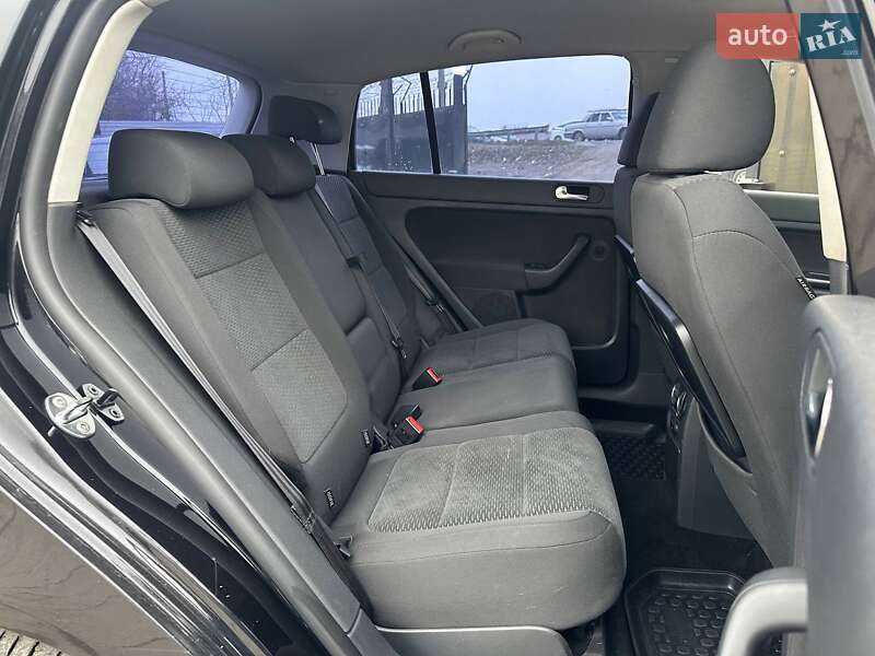 Хэтчбек Volkswagen Golf 2013 в Киеве фото 11 Хэтчбек Volkswagen Golf 2013 в Киеве