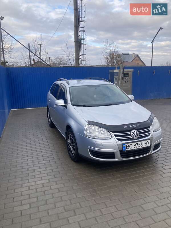 Універсал Volkswagen Golf 2008 в Львові