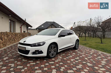 Хэтчбек Volkswagen Golf 2009 в Ужгороде