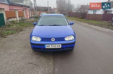 Хэтчбек Volkswagen Golf 2001 в Жмеринке