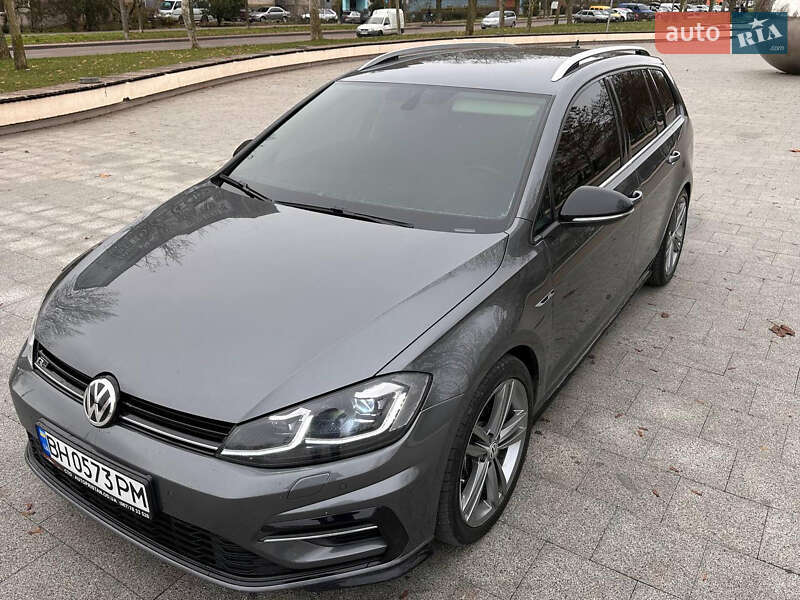 Універсал Volkswagen Golf 2017 в Одесі