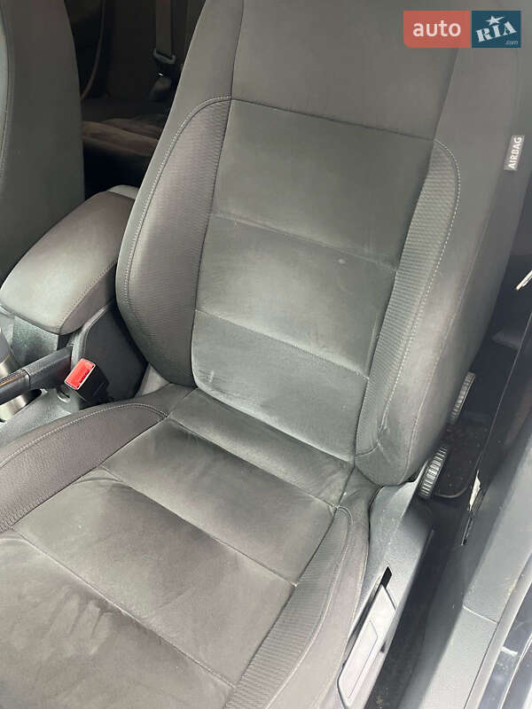 Універсал Volkswagen Golf 2012 в Львові фото 9 Універсал Volkswagen Golf 2012 в Львові