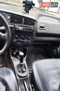 Хэтчбек Volkswagen Golf 1994 в Одессе