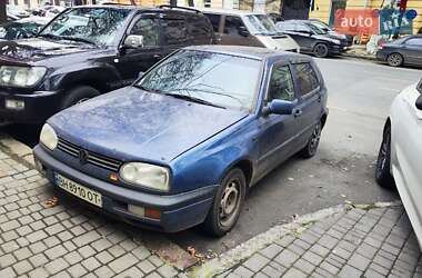Хэтчбек Volkswagen Golf 1994 в Одессе