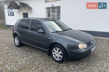 Хэтчбек Volkswagen Golf 1999 в Испасе