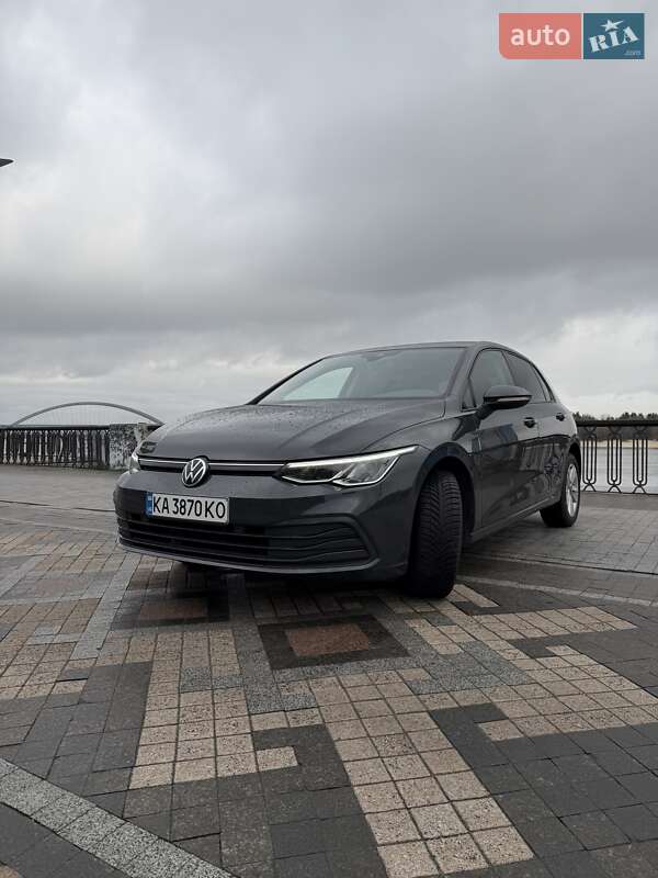 Хетчбек Volkswagen Golf 2022 в Києві