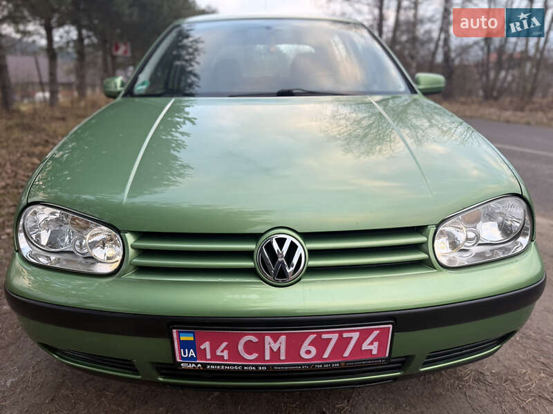 Volkswagen Golf 2000