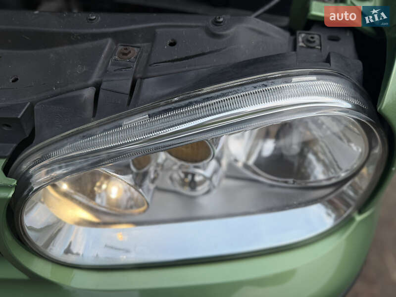 Хетчбек Volkswagen Golf 2000 в Турці