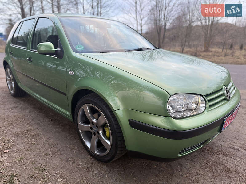 Хетчбек Volkswagen Golf 2000 в Турці