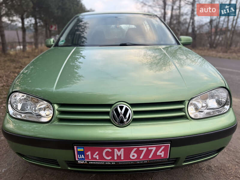 Хетчбек Volkswagen Golf 2000 в Турці
