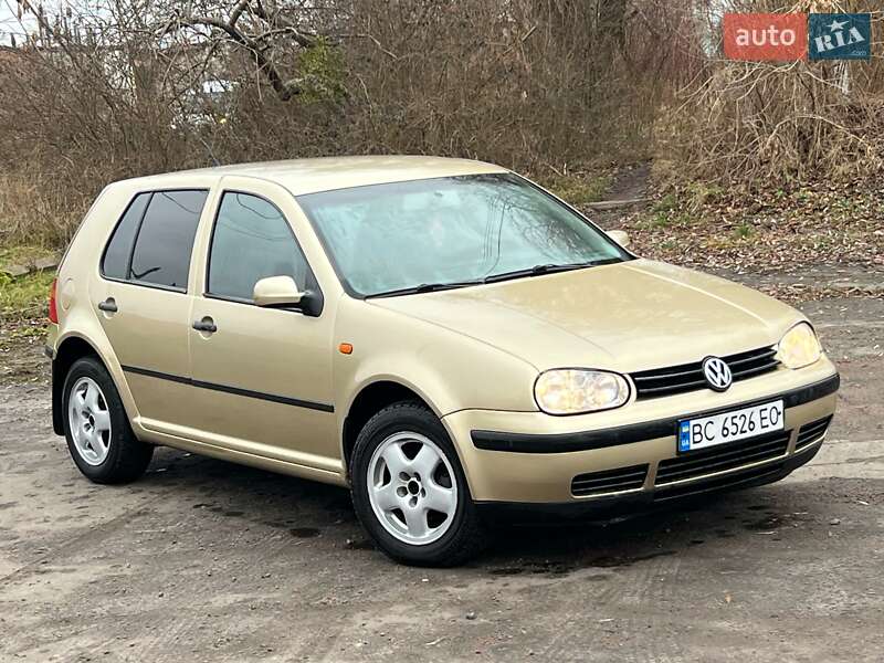 Volkswagen Golf 2001