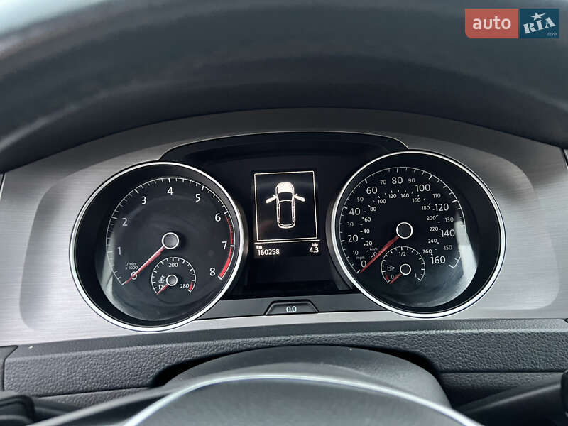 Універсал Volkswagen Golf 2016 в Луцьку