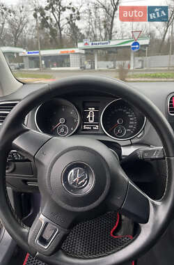 Хэтчбек Volkswagen Golf 2011 в Броварах