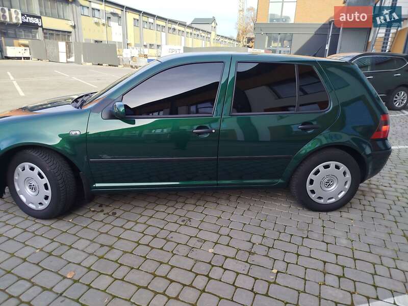 Хетчбек Volkswagen Golf 2000 в Коломиї