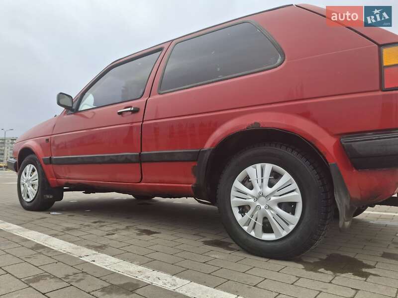 Хэтчбек Volkswagen Golf 1989 в Конотопе