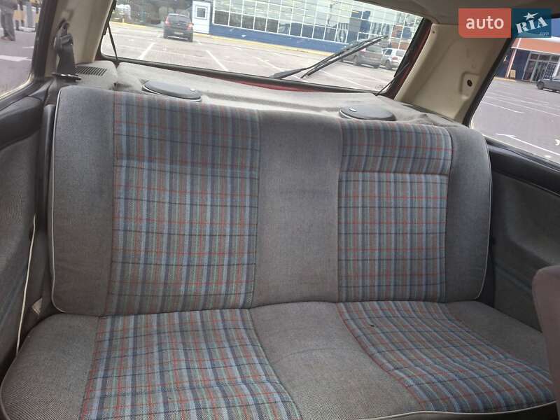 Хэтчбек Volkswagen Golf 1989 в Конотопе