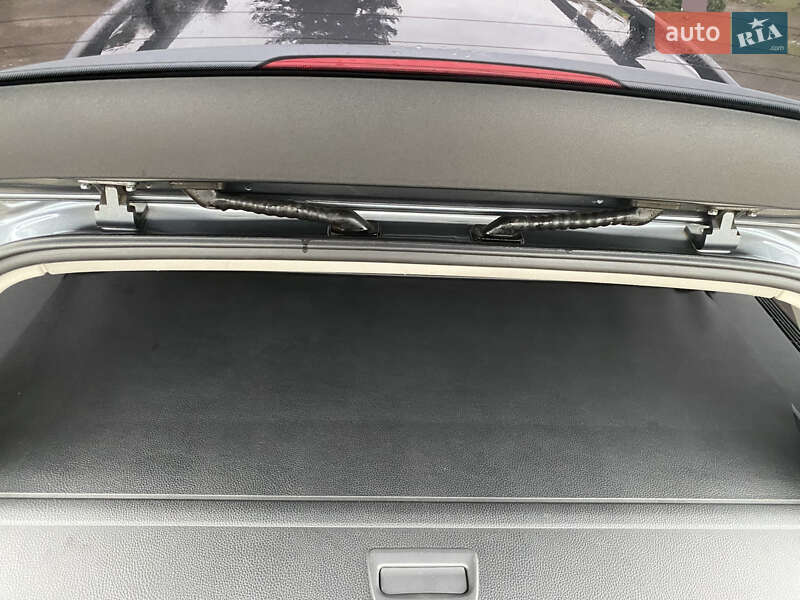 Универсал Volkswagen Golf 2010 в Владимире