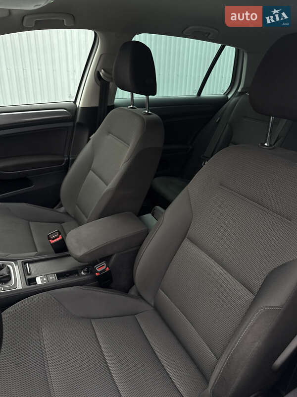 Хэтчбек Volkswagen Golf 2017 в Хмельницком фото 26 Хэтчбек Volkswagen Golf 2017 в Хмельницком