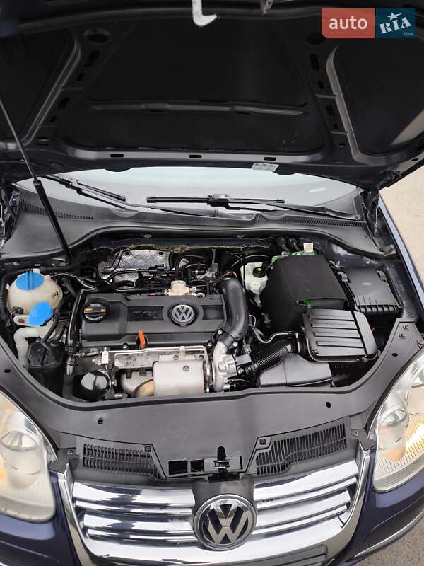 Универсал Volkswagen Golf 2009 в Днепре