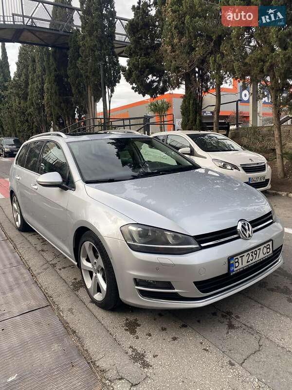 Універсал Volkswagen Golf 2014 в Львові