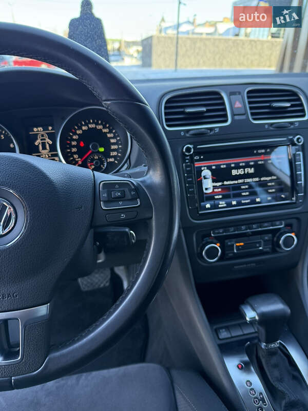 Хетчбек Volkswagen Golf 2009 в Луцьку