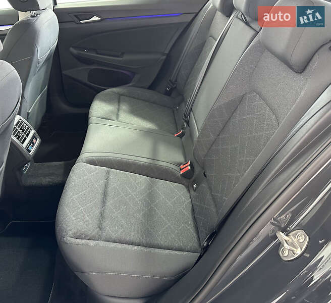 Універсал Volkswagen Golf 2020 в Львові фото 21 Універсал Volkswagen Golf 2020 в Львові