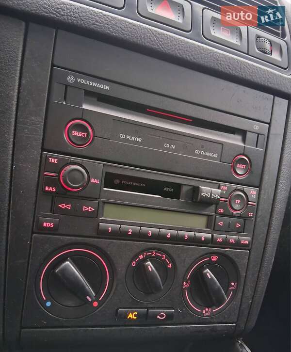 Универсал Volkswagen Golf 2002 в Харькове