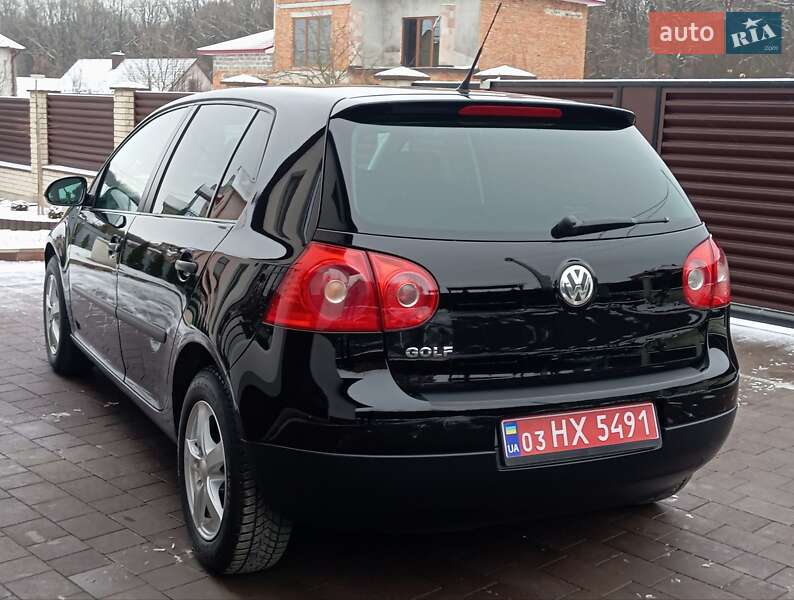 Хетчбек Volkswagen Golf 2006 в Бучачі