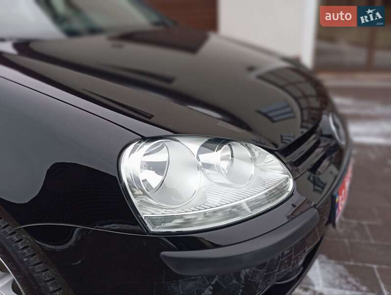 Хетчбек Volkswagen Golf 2006 в Бучачі