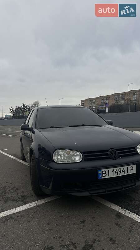 Хетчбек Volkswagen Golf 2002 в Полтаві