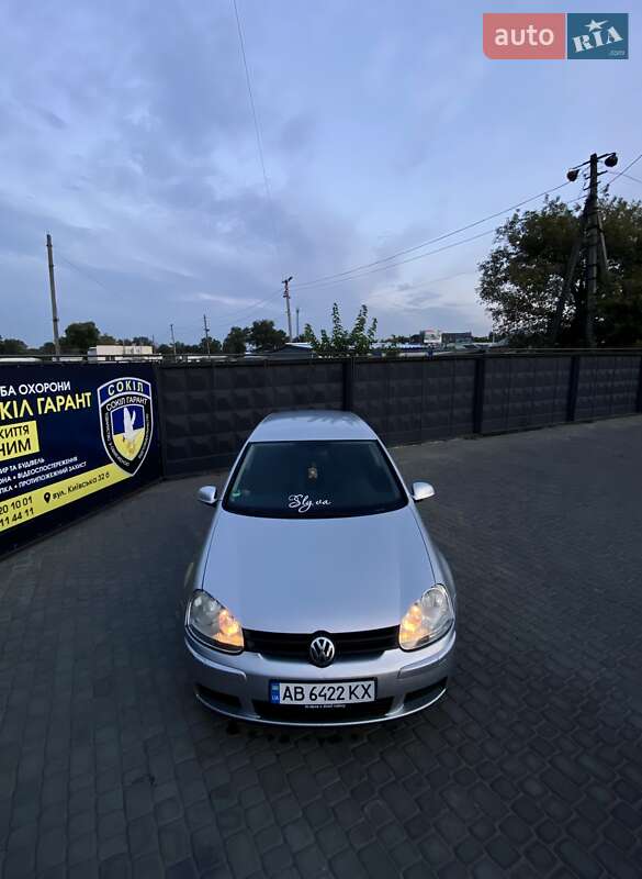 Хетчбек Volkswagen Golf 2005 в Кременчуці