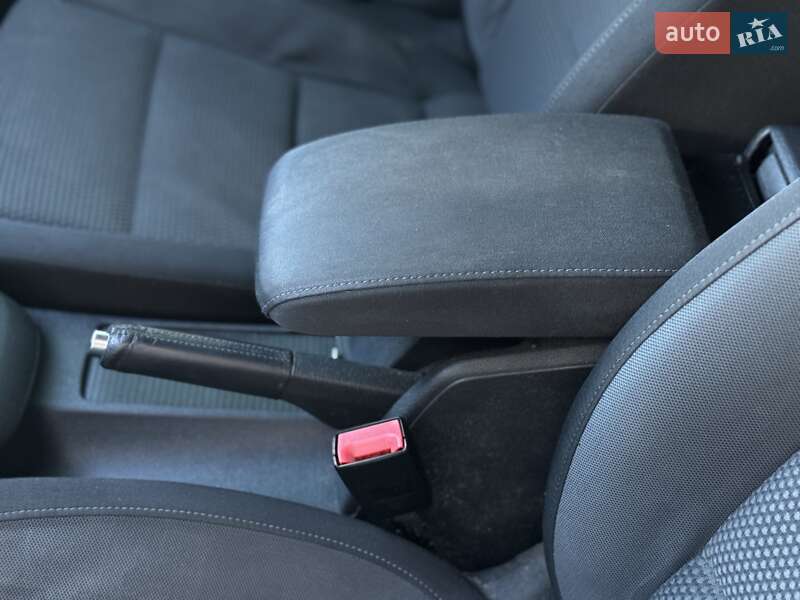 Хэтчбек Volkswagen Golf 2009 в Мукачево фото 20 Хэтчбек Volkswagen Golf 2009 в Мукачево