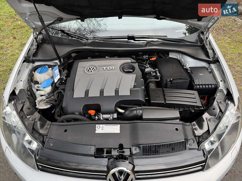 Універсал Volkswagen Golf 2012 в Луцьку