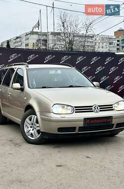 Универсал Volkswagen Golf 2002 в Сумах