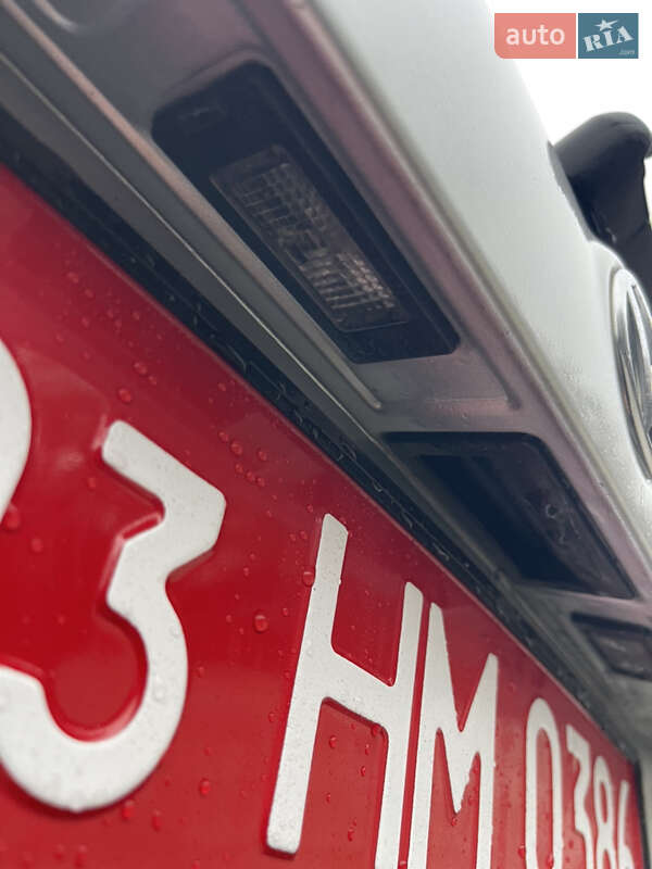 Универсал Volkswagen Golf 2012 в Ровно