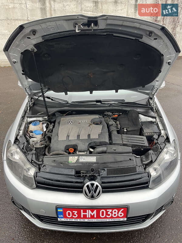 Универсал Volkswagen Golf 2012 в Ровно