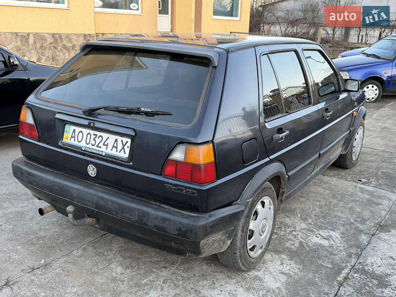 Хэтчбек Volkswagen Golf 1990 в Солотвине