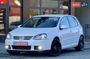 Хэтчбек Volkswagen Golf 2008 в Межгорье