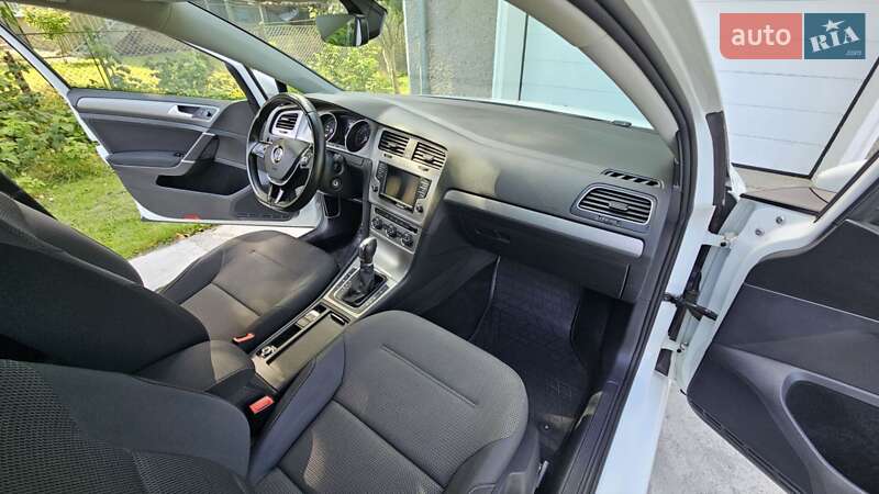 Хэтчбек Volkswagen Golf 2016 в Ивано-Франковске фото 33 Хэтчбек Volkswagen Golf 2016 в Ивано-Франковске