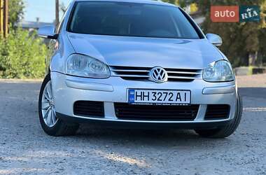 Хэтчбек Volkswagen Golf 2005 в Одессе
