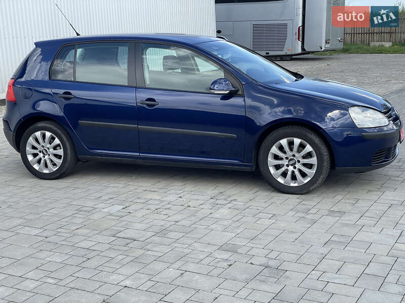 Хэтчбек Volkswagen Golf 2005 в Калуше фото 4 Хэтчбек Volkswagen Golf 2005 в Калуше