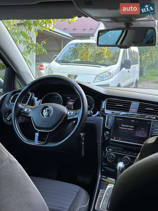 Універсал Volkswagen Golf 2015 в Глибокій