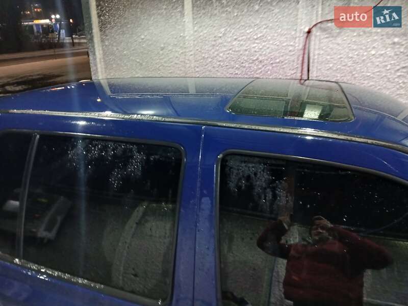 Хетчбек Volkswagen Golf 1994 в Стебнику