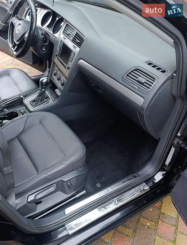 Хетчбек Volkswagen Golf 2015 в Костопілі