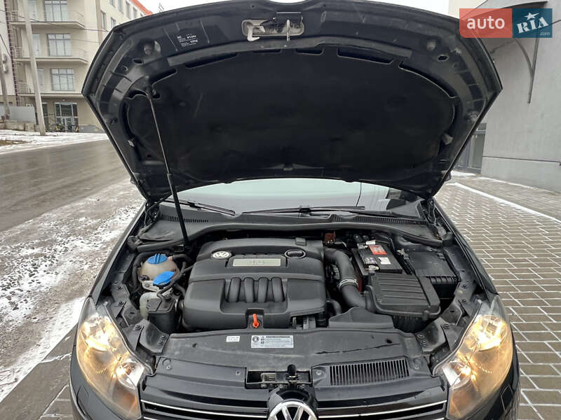 Універсал Volkswagen Golf 2010 в Тернополі
