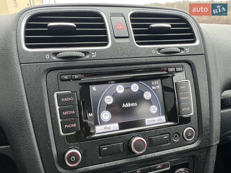 Універсал Volkswagen Golf 2010 в Тернополі