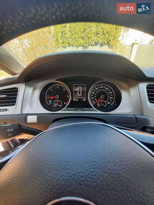Універсал Volkswagen Golf 2015 в Києві